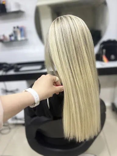 Esra Bayan Kuaförü 2