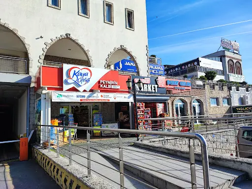 Merkez Bay& Bayan Kuaförü Güzellik Merkezi