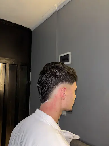 Kartal Yakacık yakup Sungu men salon erkek kuaförü