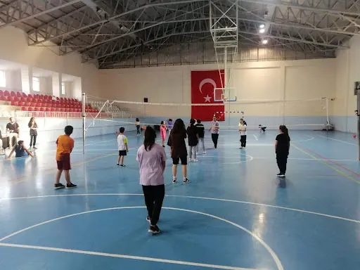 Kapalı Spor Salonu 2