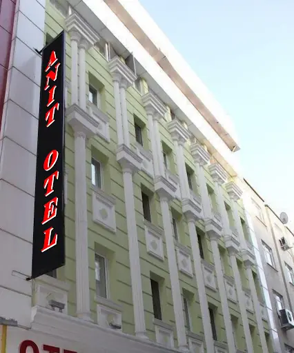 MES HOTEL 4