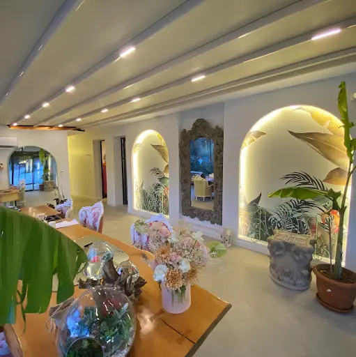 MORE URLA BEAUTY Güzellik Salonu