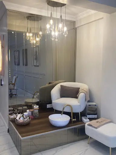 Alissa Beauty Studio 4