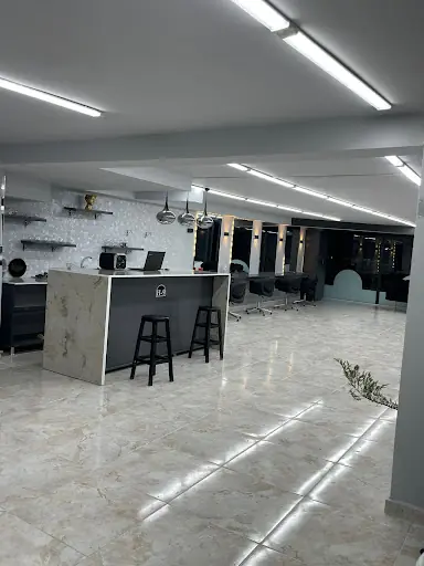 H9 Şaç Makyaj Atölyesi