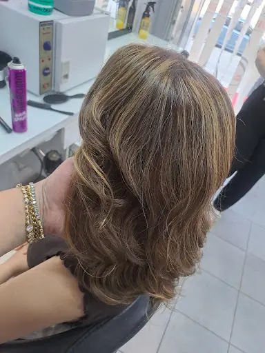 KUAFÖR SİNEM 4