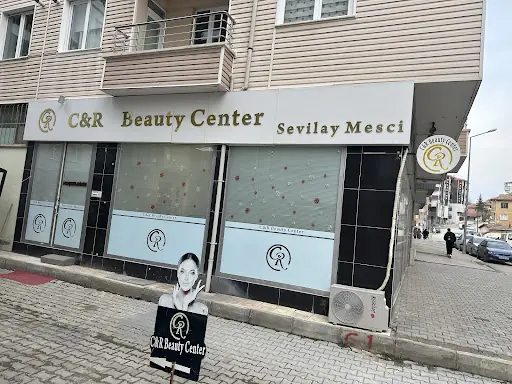 C & R Beauty Center 3