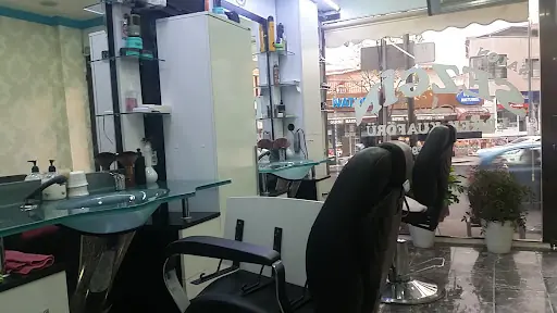 SALON SEZGİN ERKEK KUAFÖRÜ