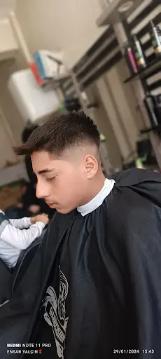 Nur Erkek kuaför salonu 2