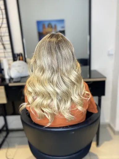 Saloon Arya Sergen Saç Tasarım 2
