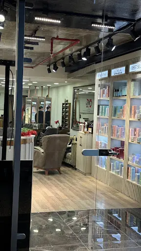 Luxe Hair Bomonti Kuaför 4