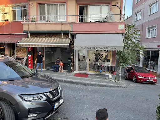 Taşkın Erkek kuaförü 3