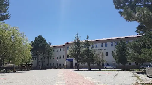 Artova Meslek Yüksek Okulu
