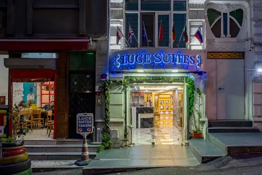 Endless Art Hotel - Special Category 4