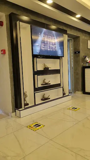 Estetik Center - Estetik Plastik Cerrahi Kliniği 5