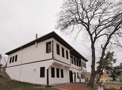 Dulkadiroğlu Konağı