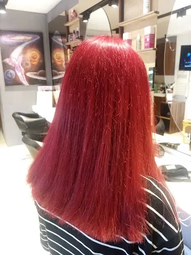 Life salon 4