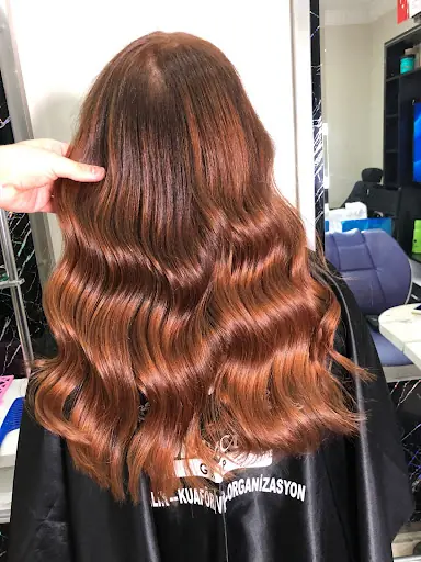 BURCU ŞANLI bayan Kuaför Güzellik Salonu Güneşli deki Kuaförler Gelin Başı Saç Röfle Türban Omre Keratin Ağda Makyaj Güneşli – Gelin Kuaförü, Eyüp, İstanbul (3. fotoğraf)