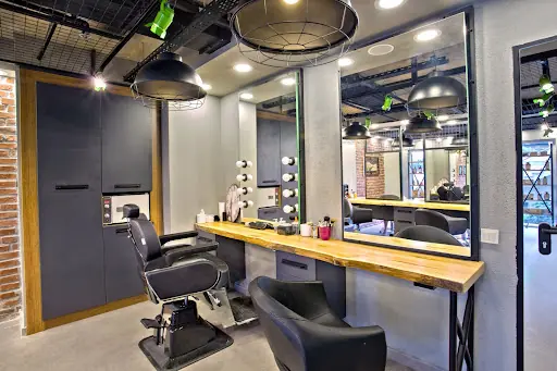 Saloon Coıffeur – Diğer (Güzellik), İstanbul (2. fotoğraf)