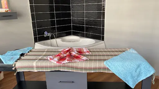 ELIT TERAPI BANDIRMANIN EN LUKS BAY VE BAYAN MASAJ SALONU