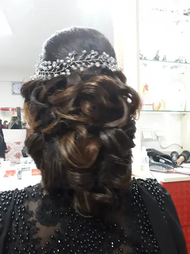 Kardelen kuafor 3