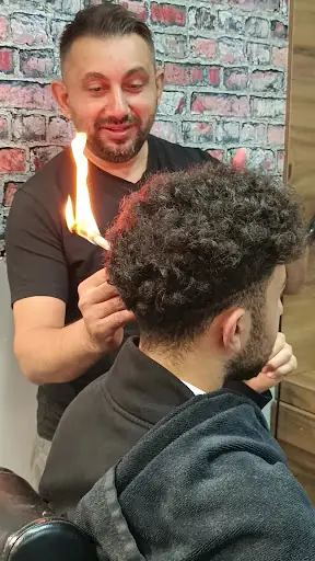 BARBERSHOP OZAN FRİSUER man and momen 3