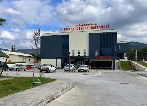 Sivaslı Devlet Hastanesi 3