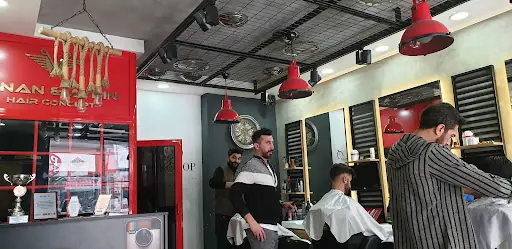 Saloon Sinan Aydin Saç Tasarim – Tırnak / Nail Studio, İstanbul