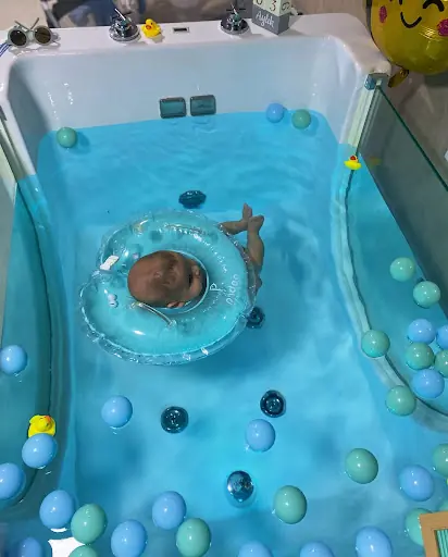 Tiny bubbles baby spa 3