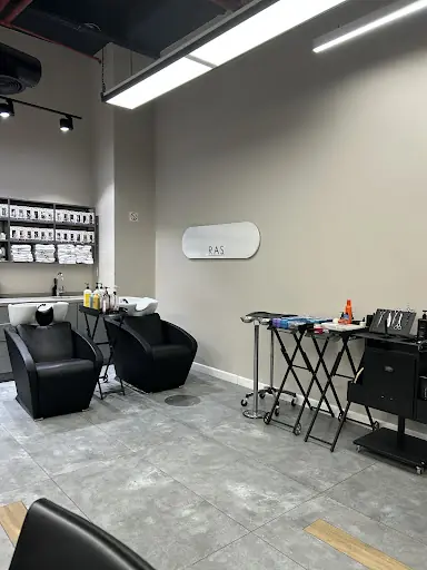 RAS Coiffure & Beauty Taksim 4