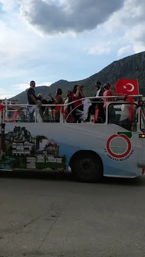 Kuafor Hüseyin
