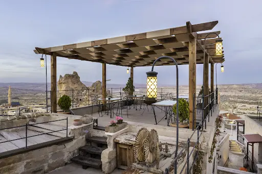 Cappadocia Fairy Chimneys Selfie Cave Hotel 3