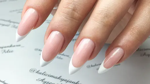 Hazal Sunal Beauty Studio-Ankara Protez Tırnak-Kalıcı Oje-My Lamination-Cilt Bakımı-Buz Lazer-Protez Tırnak-Kirpik Lifting 5