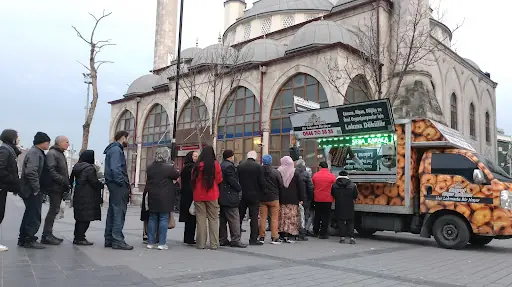 Hayır Lokması | Hayrat Hayır Lokması | İstanbul Lokmacı | İstanbul Lokma Döktürme | Lokmacı – Diğer (Güzellik), İstanbul (4. fotoğraf)