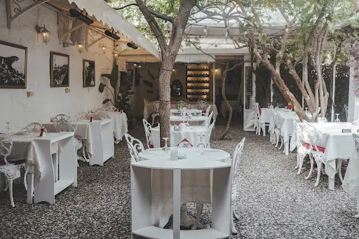 Secret Garden Restaurant Büyükada