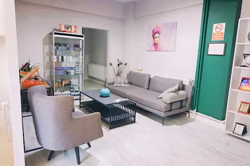 Özlem Akyel Beauty Academy 2