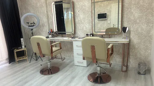 Nur Can’s Make-up Studio 2
