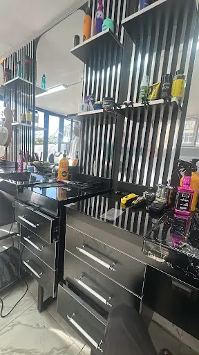 Baro barber’s 4