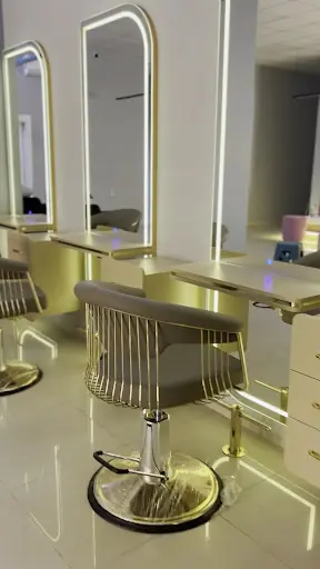Royal Hair Center