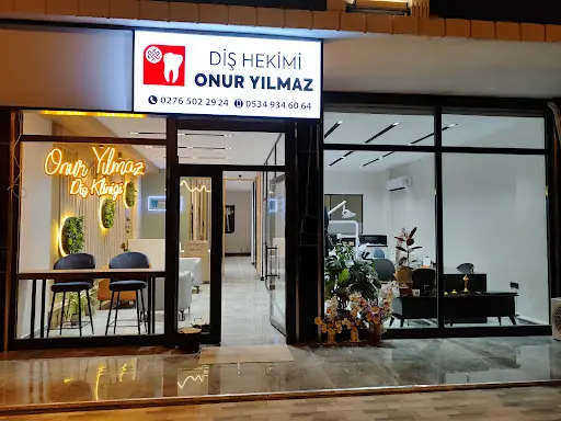 Diş Hekimi Onur YILMAZ