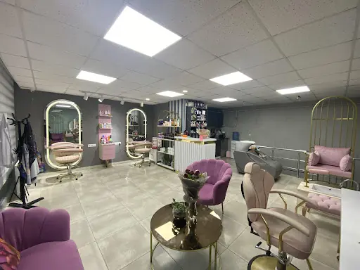 Diva Hülya Önal Saç & Güzellik Salonu