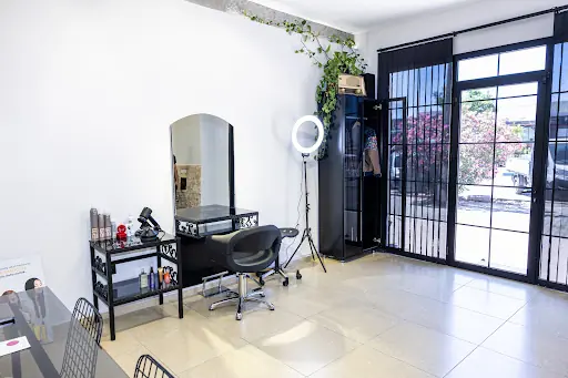 Aura Beauty Club 3