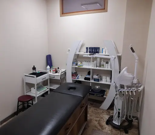 ALNORA GÜZELLİK MERKEZİ 4