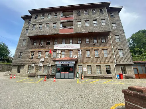 Rize İyidere Mukaddes Kalkavan İlçe Devlet Hastanesi 4