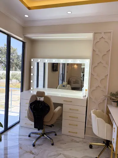 MUTLU beauty &PMU studio 3