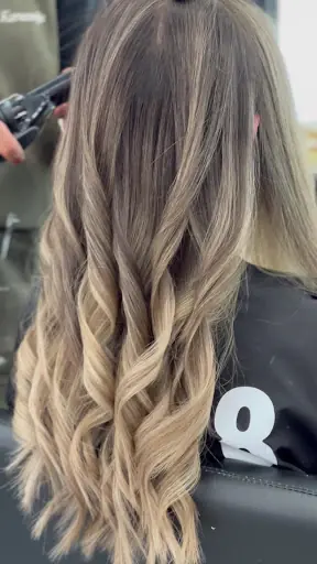 No:8 Hair Studio 3