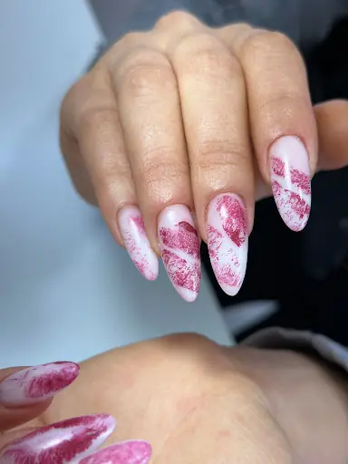 Zeynep Yaşar Estetik ve Güzellik Merkezi 4