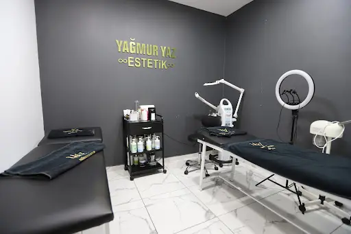 YAĞMUR YAZ GÜZELLİK SALONU