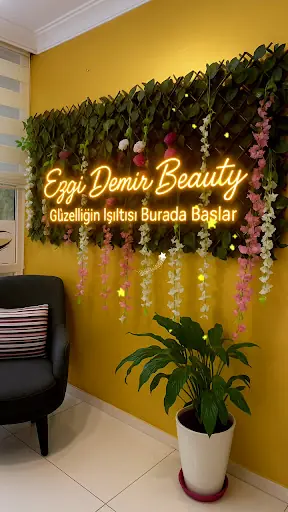 EZGİ DEMİR BEAUTY 4