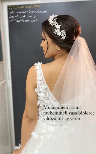 KUAFÖR NAZLI, 23 yıllık tecrübe heryıl yeni eğitimlere katılan bir salon
