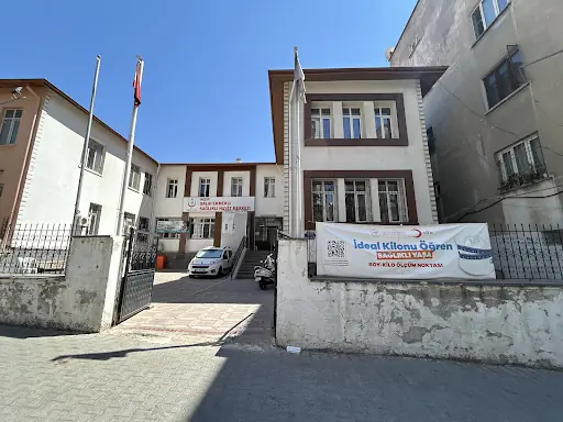 Nizip Salih Ekmekçi Sağlıklı Hayat Merkezi 2